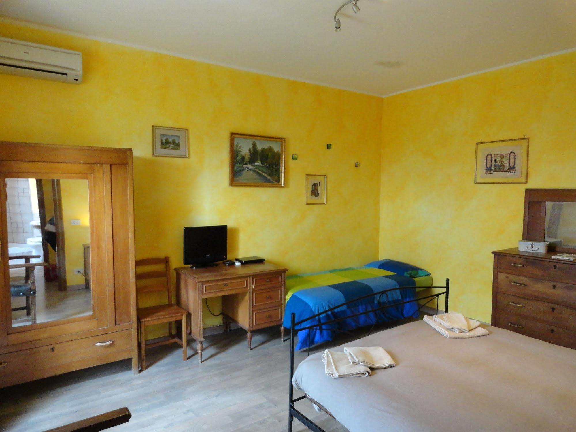Casa Vacanza Spirito Libero Pianello  Bagian luar foto