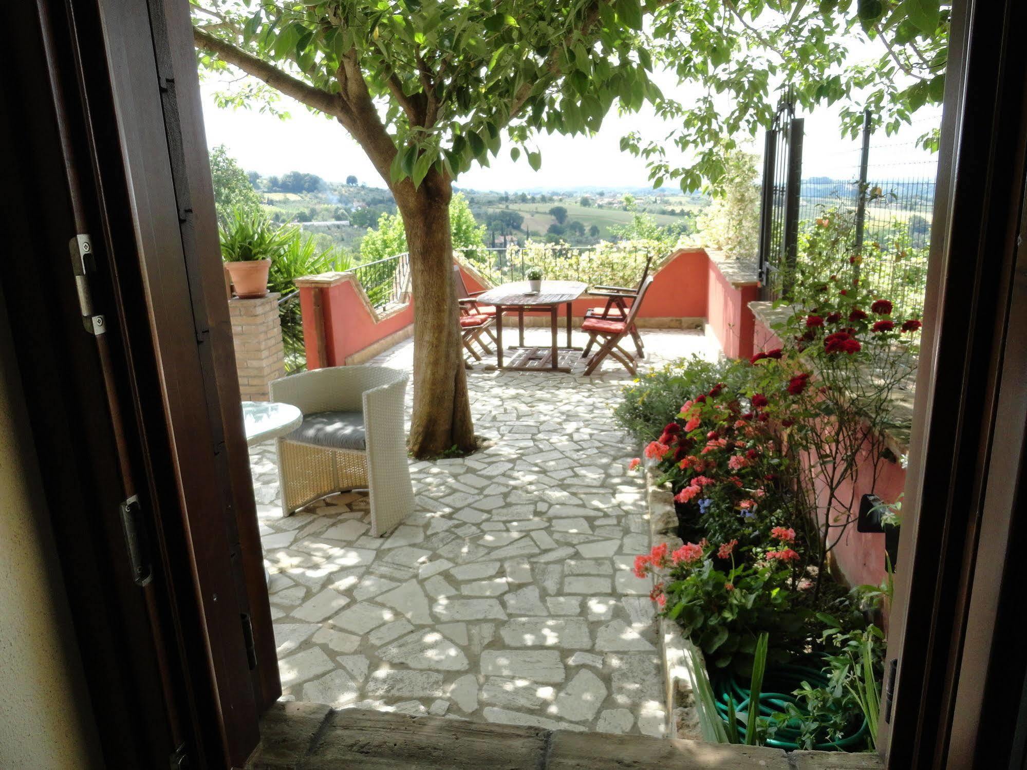 Casa Vacanza Spirito Libero Pianello  Bagian luar foto